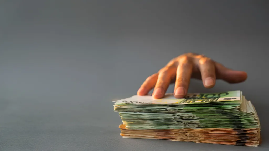 Betrügerische Rechnungen bei Anmeldungen, Markenanmeldung, Designanmeldung, Patentenmeldung, Betrug, irreführend